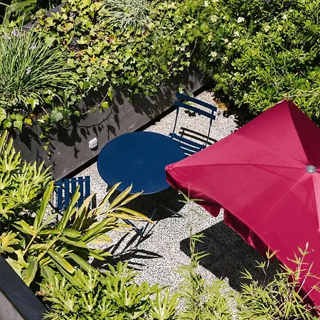 - Member Of Design Lisbon