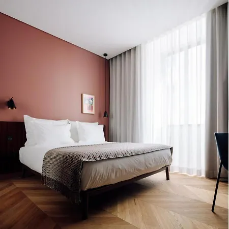 - Member Of Design Hotel