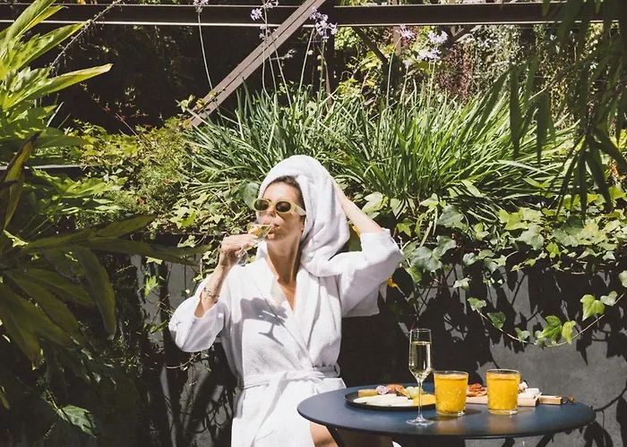 - Member Of Design 4*