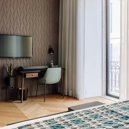Lisboa, A Member Of Design Lisboa